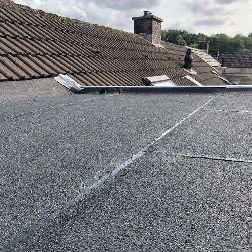 Nieuw plat dak gelegd in Leerdam